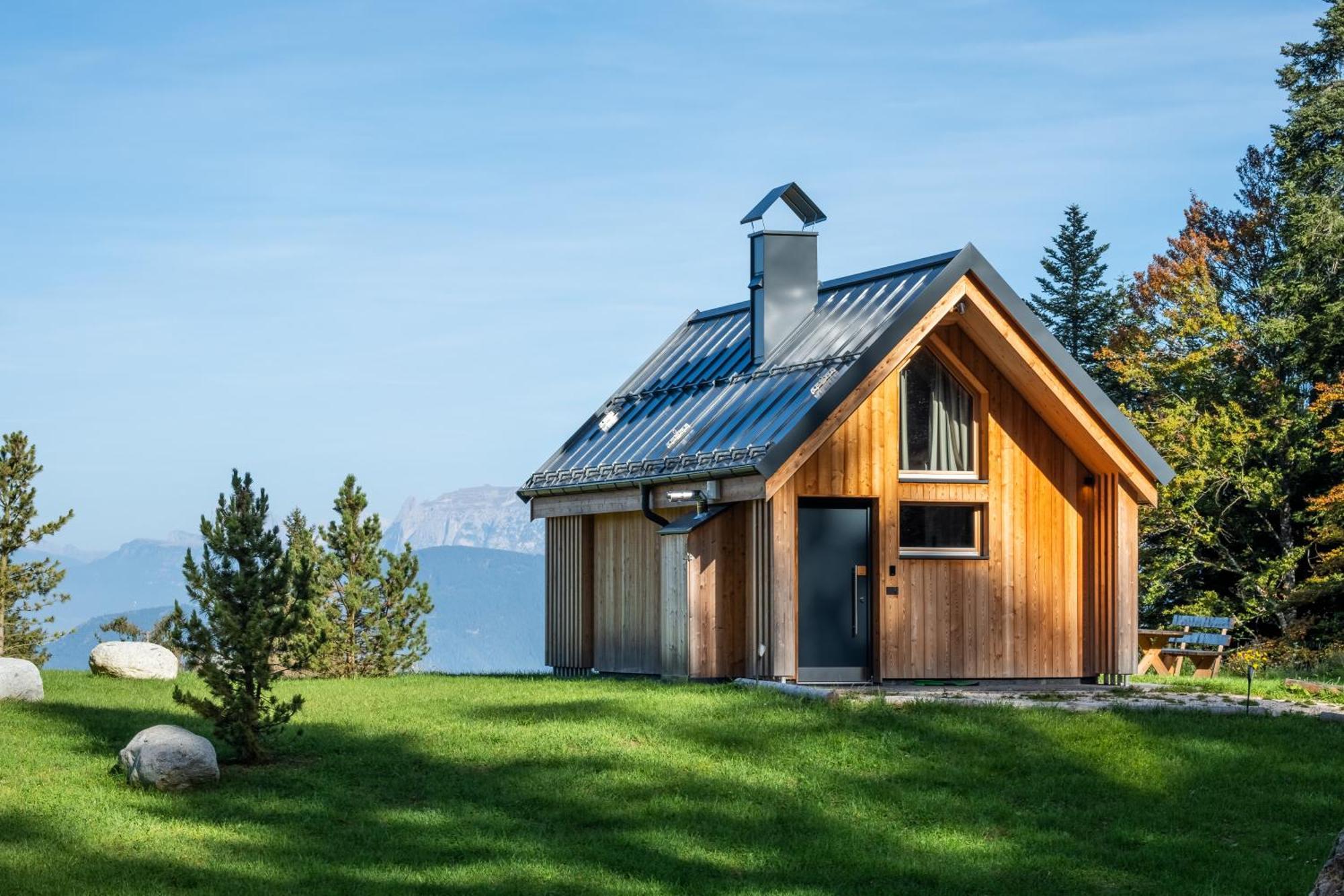 New Opening "Sissi Chalets" - Unique Luxury Hideaway With Mountain View & Sauna Mendola Luaran gambar