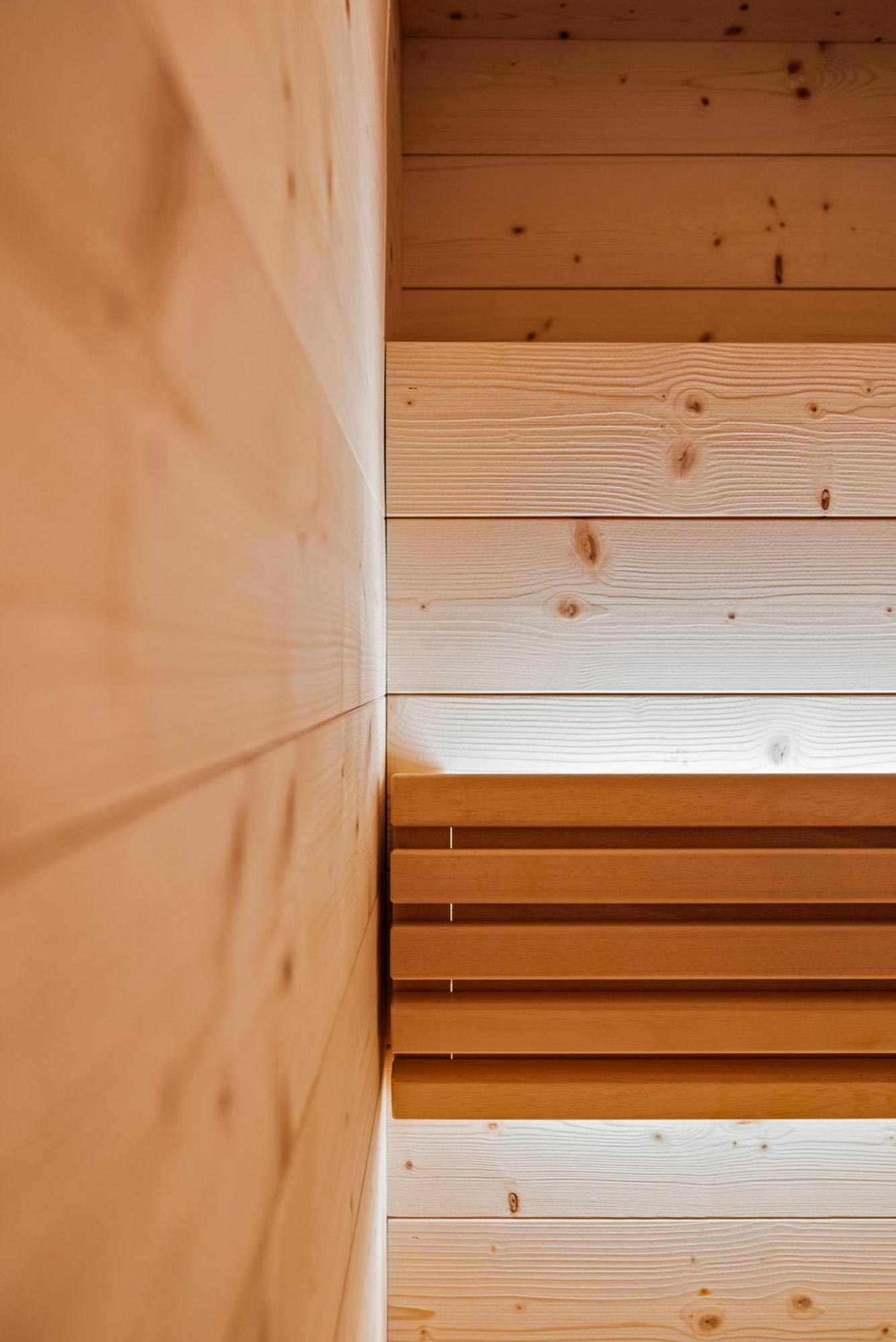 New Opening "Sissi Chalets" - Unique Luxury Hideaway With Mountain View & Sauna Mendola Luaran gambar