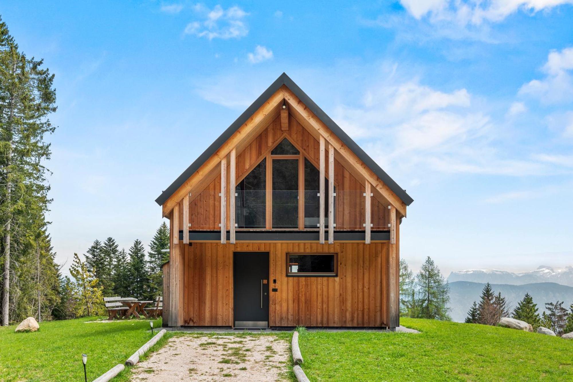 New Opening "Sissi Chalets" - Unique Luxury Hideaway With Mountain View & Sauna Mendola Luaran gambar