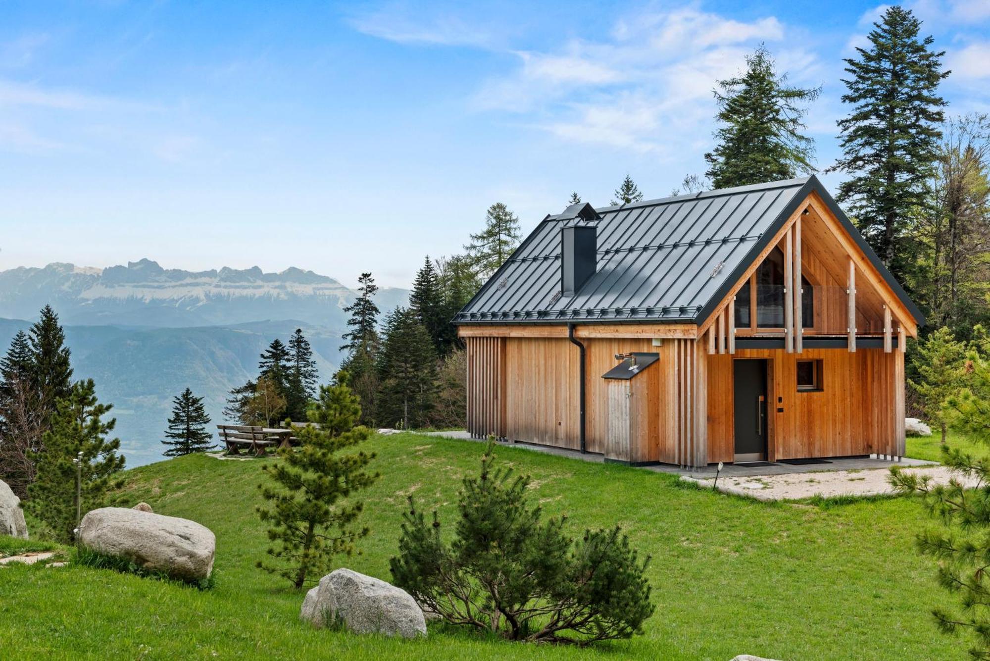 New Opening "Sissi Chalets" - Unique Luxury Hideaway With Mountain View & Sauna Mendola Luaran gambar